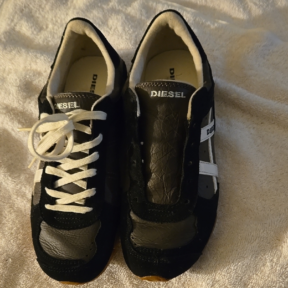 Diesel Black and Gray Lace-Up Shoes